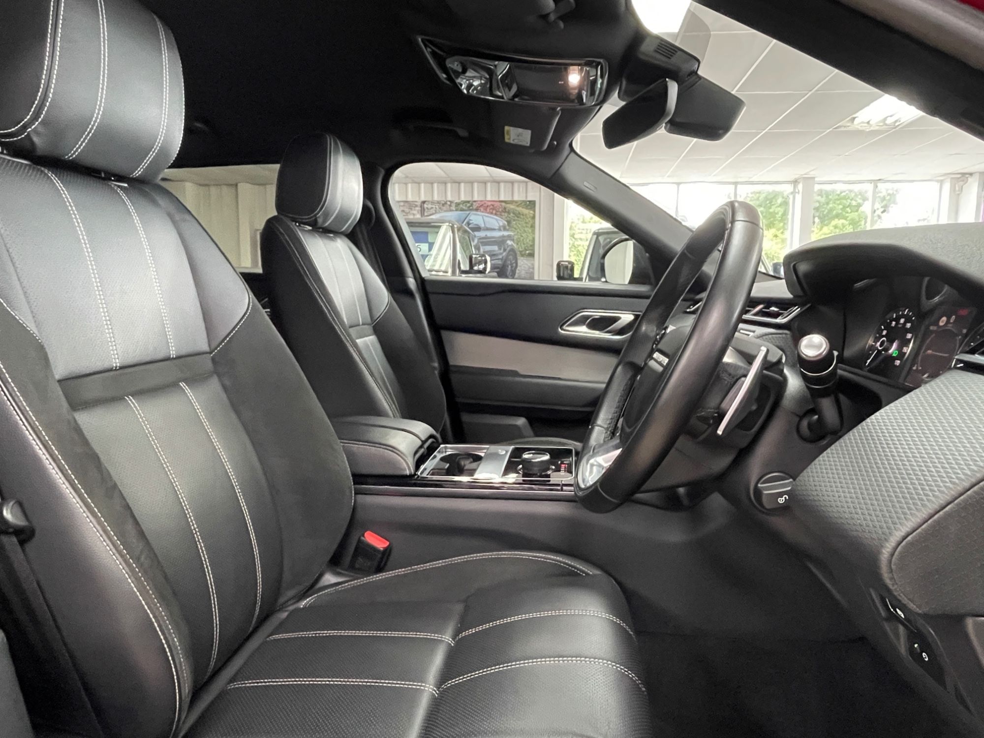 USED 2019 69 LAND ROVER RANGE ROVER VELAR 2.0 D180 R-Dynamic S SUV 5dr Diesel Auto 4WD Euro 6 (s/s) (180 ps) 