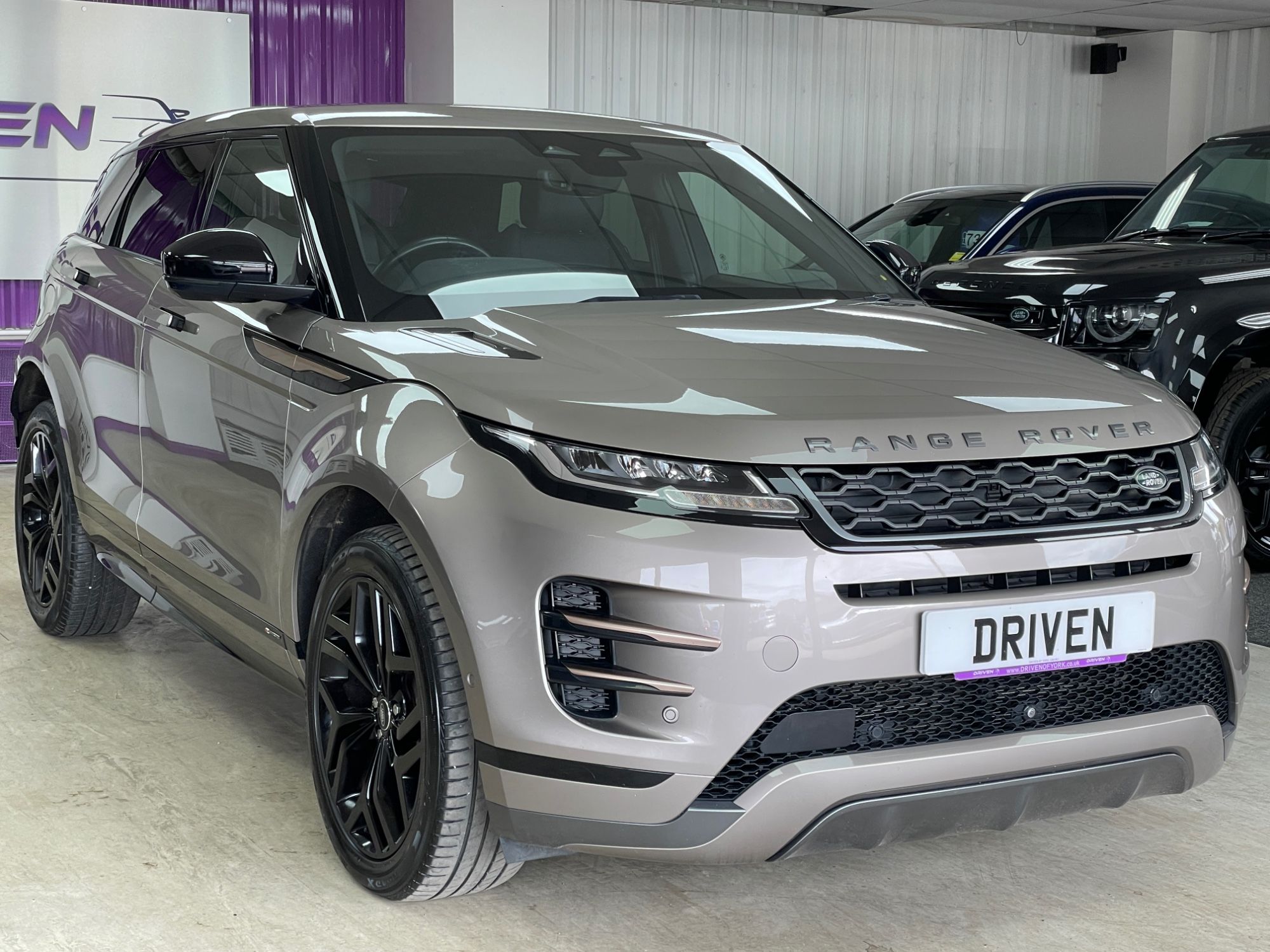 USED 2021 21 LAND ROVER RANGE ROVER EVOQUE 2.0 D165 R-Dynamic S SUV 5dr Diesel Manual FWD Euro 6 (s/s) (163 ps) 