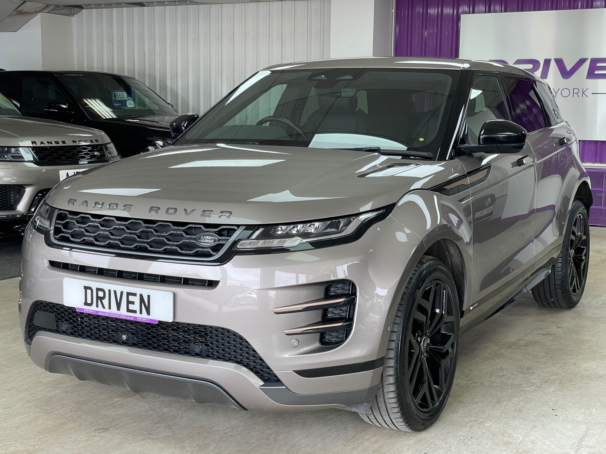 USED 2021 21 LAND ROVER RANGE ROVER EVOQUE 2.0 D165 R-Dynamic S SUV 5dr Diesel Manual FWD Euro 6 (s/s) (163 ps) 
