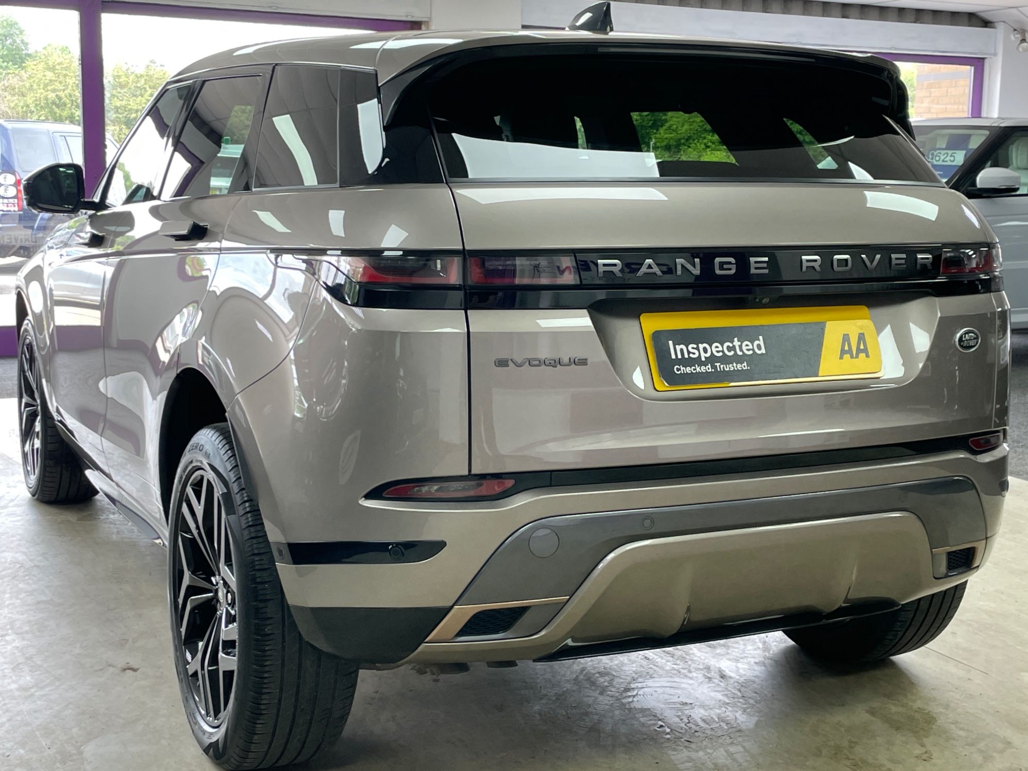 USED 2021 21 LAND ROVER RANGE ROVER EVOQUE 2.0 D165 R-Dynamic S SUV 5dr Diesel Manual FWD Euro 6 (s/s) (163 ps) 