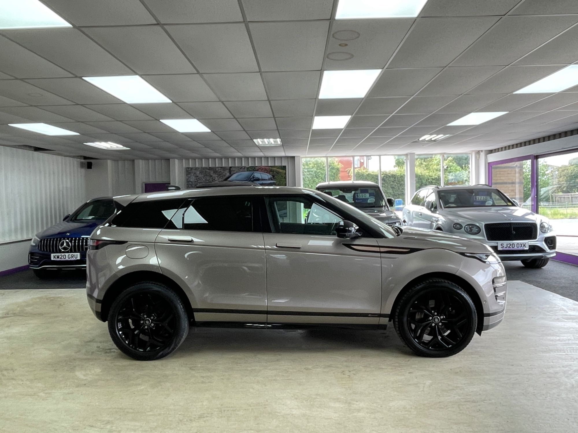 USED 2021 21 LAND ROVER RANGE ROVER EVOQUE 2.0 D165 R-Dynamic S SUV 5dr Diesel Manual FWD Euro 6 (s/s) (163 ps) 