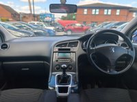 USED 2010 10 PEUGEOT 5008 1.6 HDi Sport MPV 5dr Diesel Manual Euro 4 (110 bhp) 7 Seats_1.6L_Diesel_Ulez Free