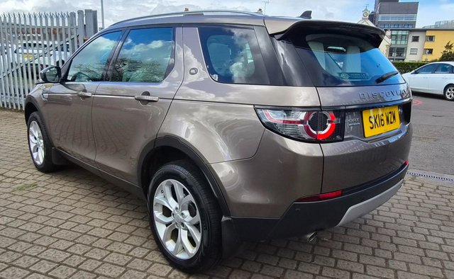 View our LAND ROVER DISCOVERY SPORT