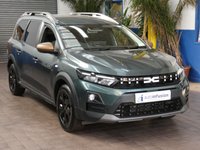 USED 2026 75 DACIA JOGGER 1.8 Hybrid EXTREME MPV 5dr Petrol Hybrid Auto Euro 6 (s/s) (155 ps) NEARLY NEW BARGAIN 7 SEATS SAT NAV HEATED SEATS HEATED STEERING WHEEL PARKING CAMERA CRUISE CONTROL PARKING SENSORS 1 OWNER WARRANTY