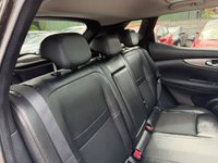 USED 2017 17 NISSAN QASHQAI 1.6 dCi Tekna SUV 5dr Diesel Manual Euro 6 (s/s) (130 ps) SERVICE HISTORY, GLASS ROOF, REVERSING CAMERA, 2 KEYS