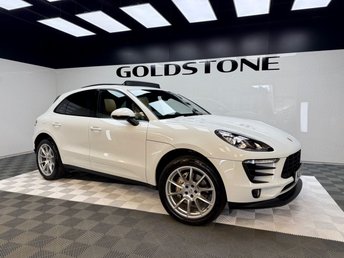 2017 PORSCHE MACAN
