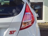 USED 2017 17 FORD FIESTA 1.6T EcoBoost ST-3 Hatchback 3dr Petrol Manual Euro 6 (182 ps) Comprehensive Service History  |  Set of 2 Keys