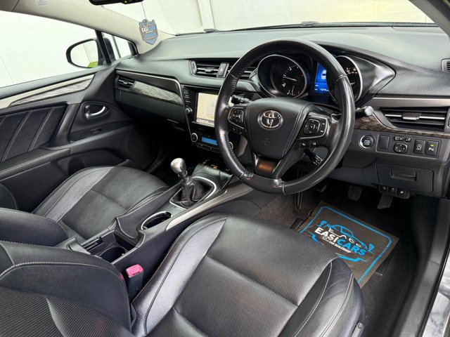 View our TOYOTA AVENSIS