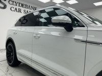USED 2020 69 VOLKSWAGEN TOUAREG 3.0 TSI V6 SEL SUV 5dr Petrol Tiptronic 4Motion Euro 6 (s/s) (340 ps) Finished In Finished In Pure White, This Touareg Comes With 22" Alloy Wheels, Red Brake Callipers, 2 Keys, Front And Rear Parking Sensors, 2 Keys, Full Dealer Service History, 12 Months MOT 3 Months Warranty, Finance And Extended Warranty Available.