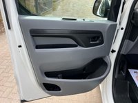 USED 2020 70 VAUXHALL VIVARO 1.5 Turbo D 2900 Sportive Panel Van 5dr Diesel Manual L2 H1 Euro 6 (s/s) (100 ps) SAVE 20%, A/C, FSH, 2 KEYS