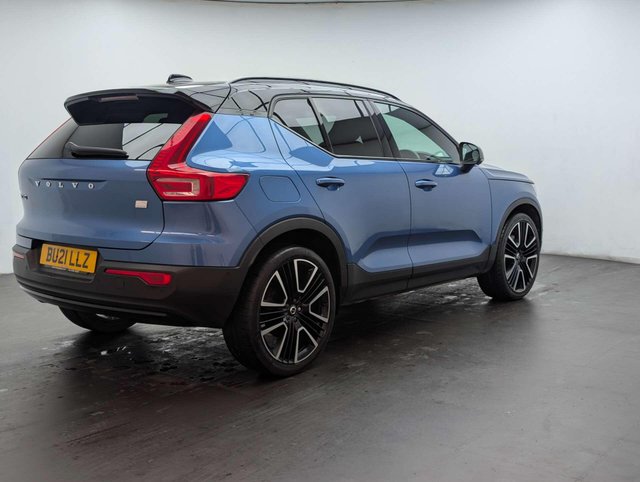USED 2021 21 VOLVO XC40 1.5 XC40 R-Design Pro T5 Recharge Auto 5dr CLICK+COLLECT / HOME DELIVERY