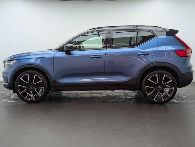 USED 2021 21 VOLVO XC40 1.5 XC40 R-Design Pro T5 Recharge Auto 5dr CLICK+COLLECT / HOME DELIVERY