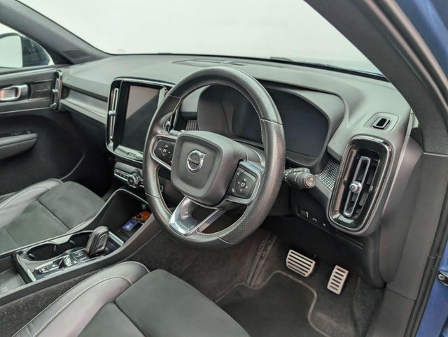 USED 2021 21 VOLVO XC40 1.5 XC40 R-Design Pro T5 Recharge Auto 5dr CLICK+COLLECT / HOME DELIVERY