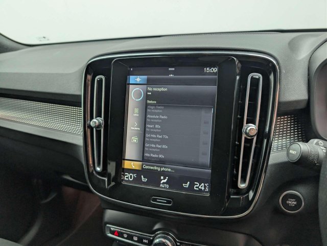 USED 2021 21 VOLVO XC40 1.5 XC40 R-Design Pro T5 Recharge Auto 5dr CLICK+COLLECT / HOME DELIVERY
