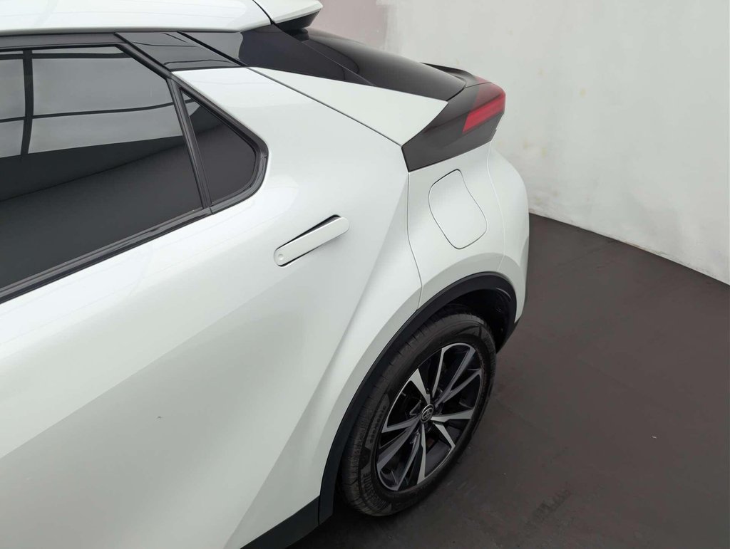 Used 2024 24 TOYOTA C-HR 1.8 C-HR Design HEV CVT 5dr CLICK+COLLECT / HOME DELIVERY