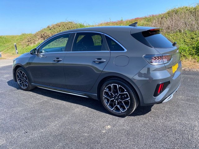View our KIA CEED