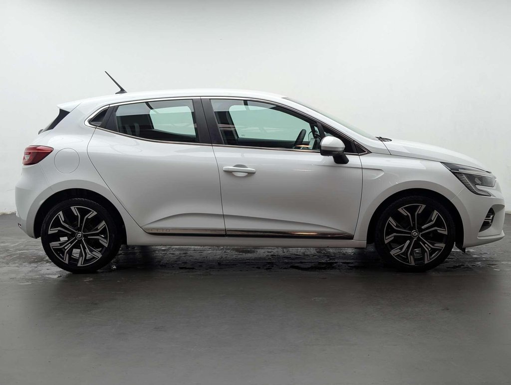 Used 2022 22 RENAULT CLIO 1.0 Clio SE Edition TCe 5dr CLICK+COLLECT / HOME DELIVERY