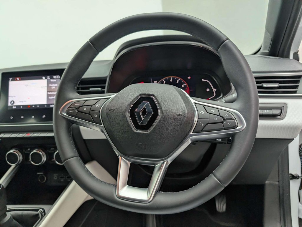 Used 2022 22 RENAULT CLIO 1.0 Clio SE Edition TCe 5dr CLICK+COLLECT / HOME DELIVERY