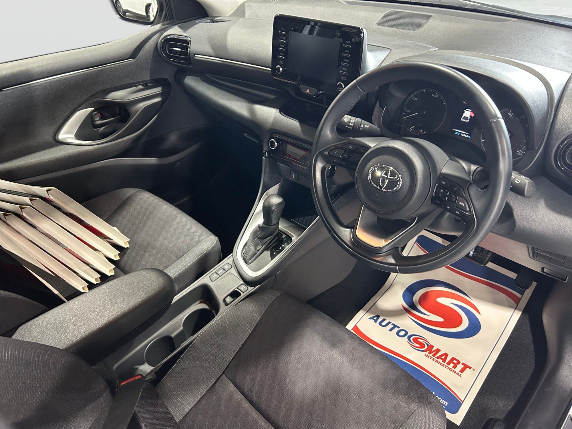 USED 2021 71 TOYOTA YARIS 1.5 VVT-h Icon Hatchback 5dr Petrol Hybrid E-CVT Euro 6 (s/s) (116 ps) 