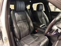 USED 2019 68 LAND ROVER RANGE ROVER VELAR 2.0 P250 R-Dynamic HSE SUV 5dr Petrol Auto 4WD Euro 6 (s/s) (250 ps) MASSAGING SEATS + HEATED SEATS + COOLING SEATS + SAT-NAV