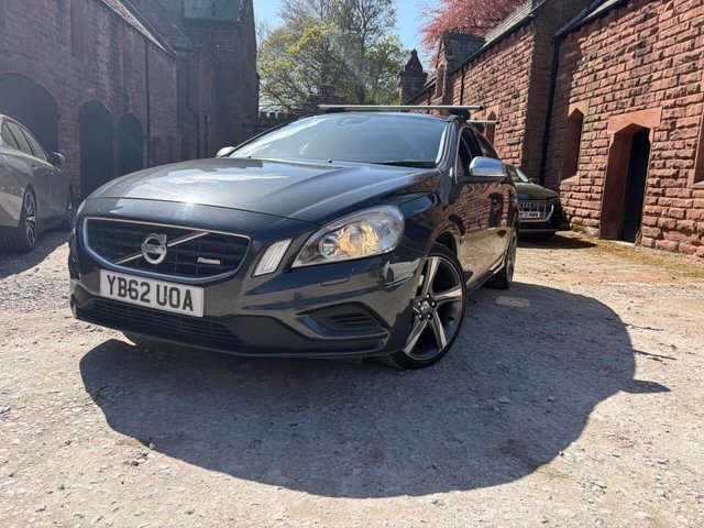 View our VOLVO V60
