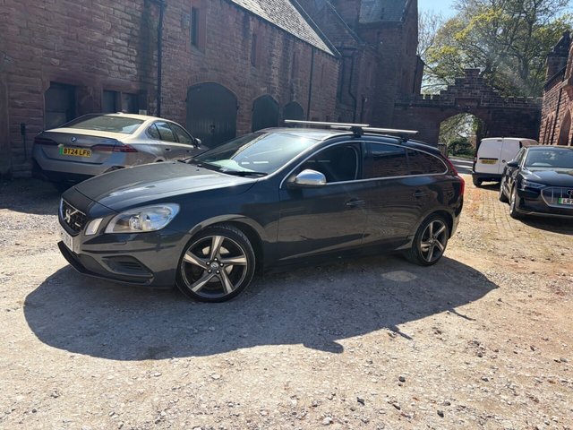 View our VOLVO V60