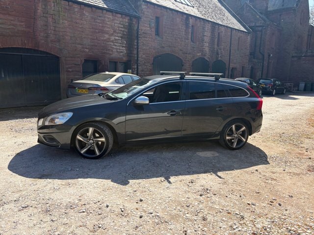 View our VOLVO V60