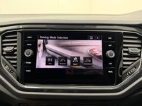 USED 2019 69 VOLKSWAGEN T-ROC 1.5 TSI GPF EVO SEL SUV 5dr Petrol Manual Euro 6 (s/s) (150 ps) REVERSING CAMERA + APPLE CARPLAY / ANDROID AUTO + 360 PARKING SENSORS + FULL VOLKSWAGEN SERVICE HISTORY + DIGITAL DASHBOARD