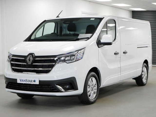View our Renault Trafic LL30 2.0 BLUEDCI 130 BHP LONG EXTRA EDITION