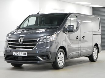 2022 RENAULT TRAFIC