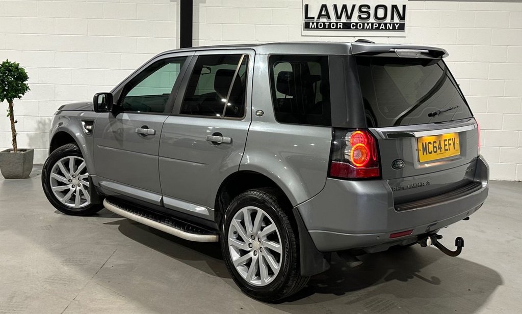 USED 2014 64 LAND ROVER FREELANDER 2 2.2 TD4 SE Tech SUV 5dr Diesel Manual 4WD Euro 5 (s/s) (150 ps) 