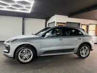 USED 2022 22 PORSCHE MACAN 2.0T SUV 5dr Petrol PDK 4WD Euro 6 (s/s) (265 ps) 1 OWNER + 4WD