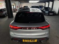 USED 2022 22 PORSCHE MACAN 2.0T SUV 5dr Petrol PDK 4WD Euro 6 (s/s) (265 ps) 1 OWNER + 4WD