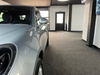 USED 2022 22 PORSCHE MACAN 2.0T SUV 5dr Petrol PDK 4WD Euro 6 (s/s) (265 ps) 1 OWNER + 4WD
