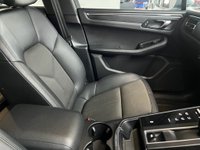 USED 2022 22 PORSCHE MACAN 2.0T SUV 5dr Petrol PDK 4WD Euro 6 (s/s) (265 ps) 1 OWNER + 4WD