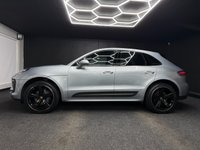 USED 2022 22 PORSCHE MACAN 2.0T SUV 5dr Petrol PDK 4WD Euro 6 (s/s) (265 ps) 1 OWNER + 4WD