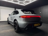 USED 2022 22 PORSCHE MACAN 2.0T SUV 5dr Petrol PDK 4WD Euro 6 (s/s) (265 ps) 1 OWNER + 4WD