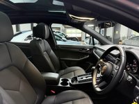 USED 2022 22 PORSCHE MACAN 2.0T SUV 5dr Petrol PDK 4WD Euro 6 (s/s) (265 ps) 1 OWNER + 4WD