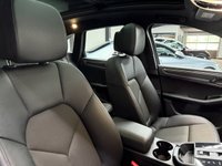 USED 2022 22 PORSCHE MACAN 2.0T SUV 5dr Petrol PDK 4WD Euro 6 (s/s) (265 ps) 1 OWNER + 4WD