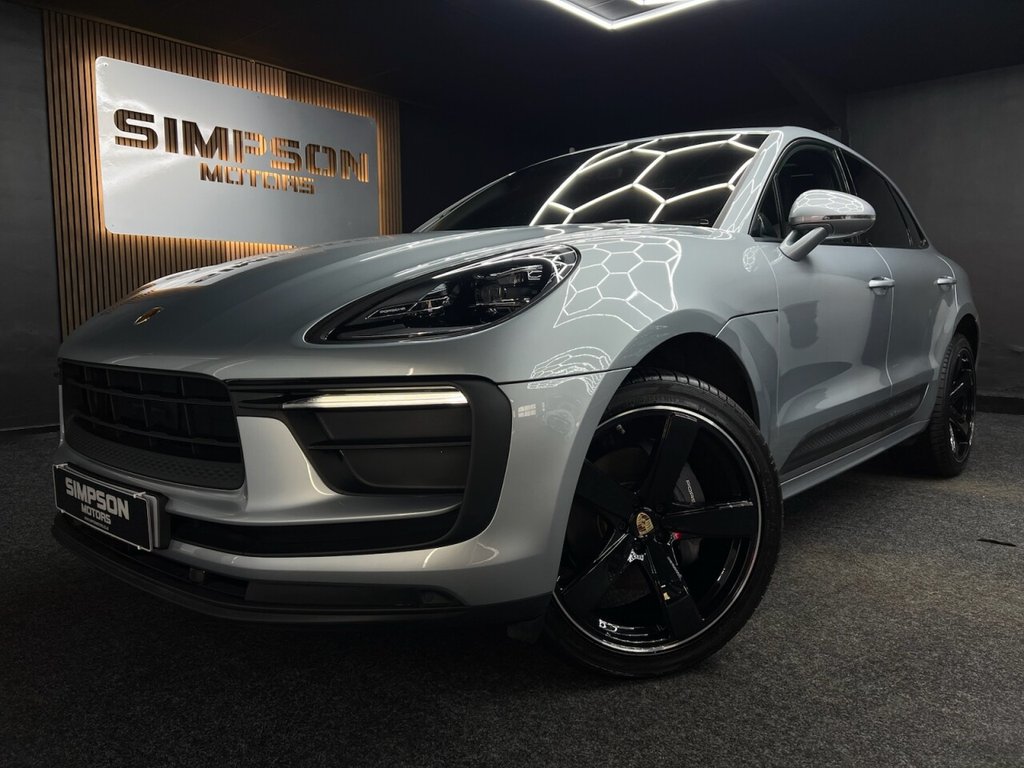 2022 Porsche Macan