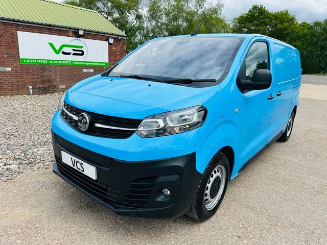 2022 VAUXHALL VIVARO ELECTRIC 3100 75KWH DYNAMIC PANEL VAN 6DR ELECTRIC AUTO L1 H1 7.4KW... photo