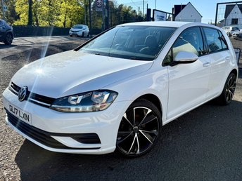 View our VOLKSWAGEN GOLF