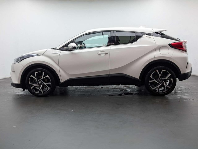 USED 2019 68 TOYOTA C-HR 1.8 C-HR Design HEV CVT 5dr CLICK+COLLECT / HOME DELIVERY