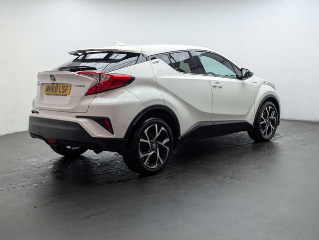 USED 2019 68 TOYOTA C-HR 1.8 C-HR Design HEV CVT 5dr CLICK+COLLECT / HOME DELIVERY