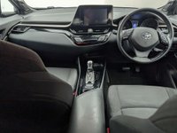 USED 2019 68 TOYOTA C-HR 1.8 C-HR Design HEV CVT 5dr CLICK+COLLECT / HOME DELIVERY