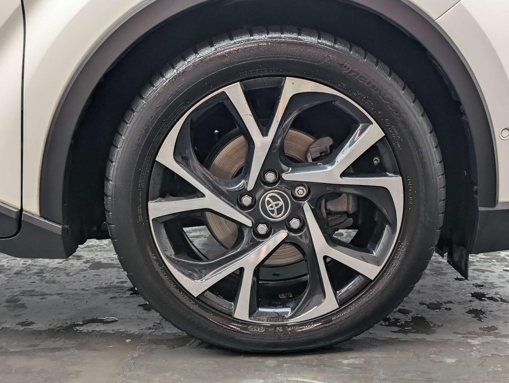 Used 2019 68 TOYOTA C-HR 1.8 C-HR Design HEV CVT 5dr CLICK+COLLECT / HOME DELIVERY