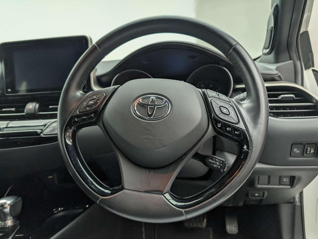 Used 2019 68 TOYOTA C-HR 1.8 C-HR Design HEV CVT 5dr CLICK+COLLECT / HOME DELIVERY