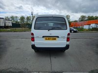 USED 2007 07 TOYOTA HI-ACE 300 D-4D 120 LWB DIESEL VAN 76K NO VAT 
