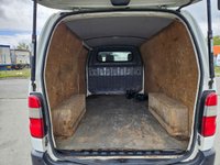 USED 2007 07 TOYOTA HI-ACE 300 D-4D 120 LWB DIESEL VAN 76K NO VAT 