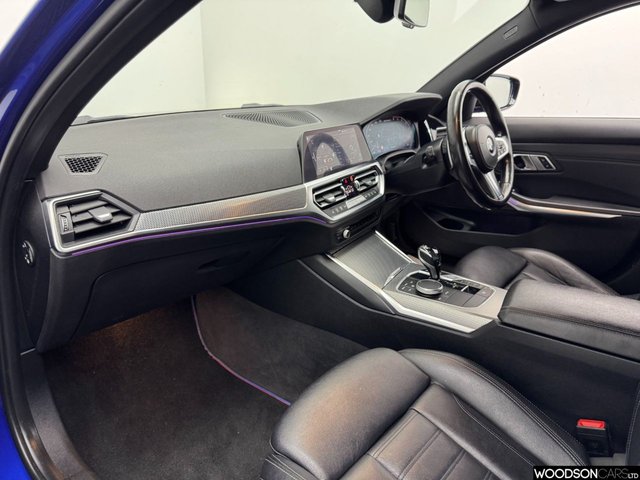 View our BMW 3 SERIES